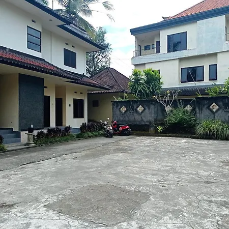 Hotel Mawar Sari Mitra Reddoorz