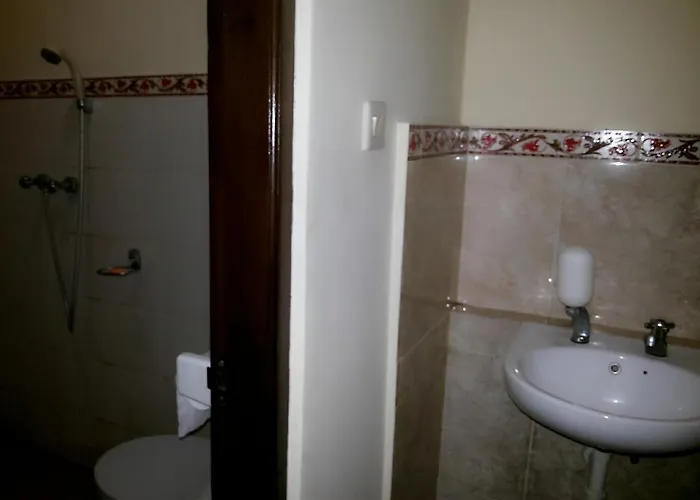 ホテル Mawar Sari Mitra Reddoorz 2*