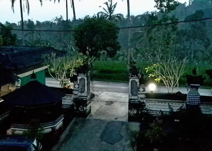 ホテル Mawar Sari Mitra Reddoorz